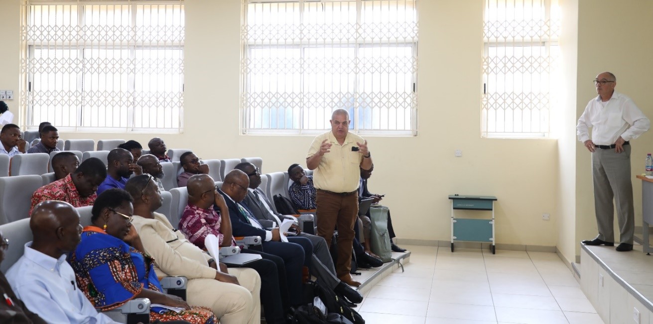 Dr. Osvaldo Romero, SRH Berlin University of Applied Science gave his remarks